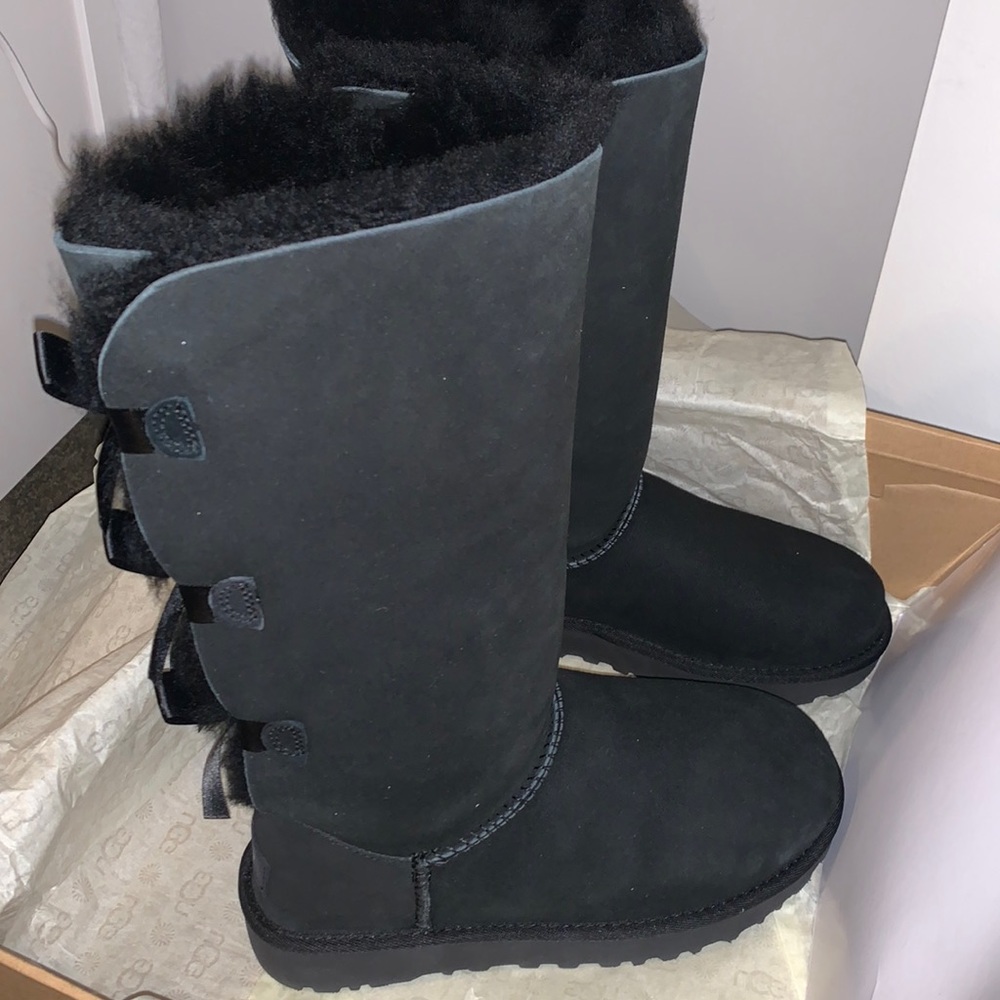 UGG Bailey Bow